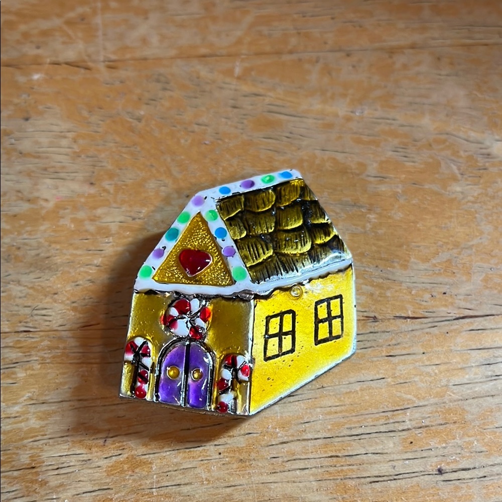 Gingerbread House Brooch